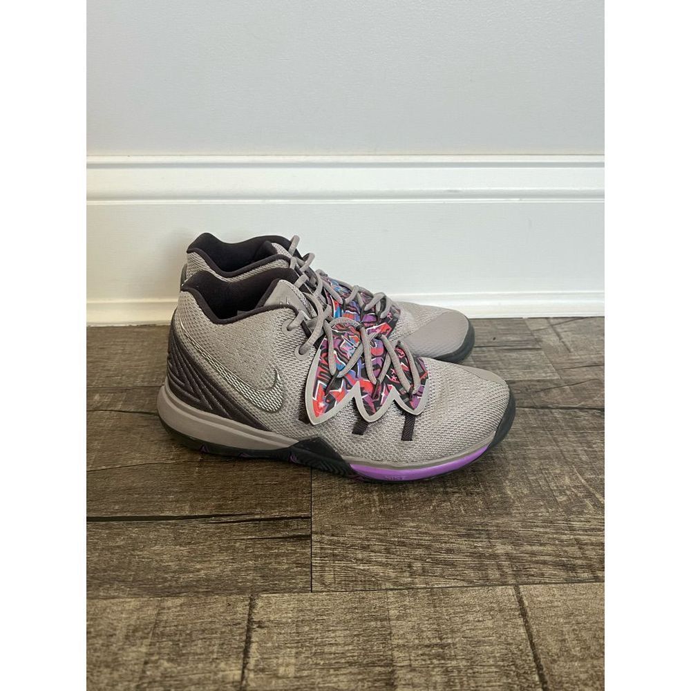 Nike Kyrie Graffiti Sneakers Size Youth 1